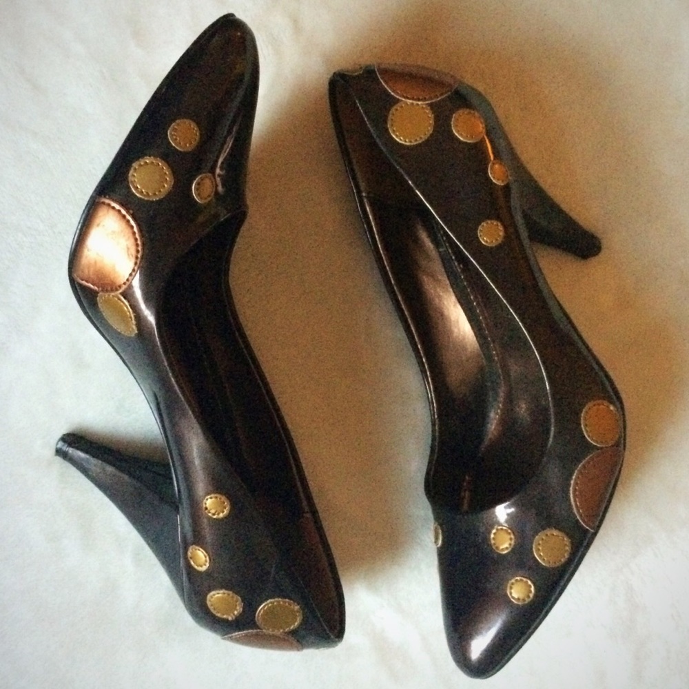 🍀 Polkadot Pumps ADORABLE! 😍✨